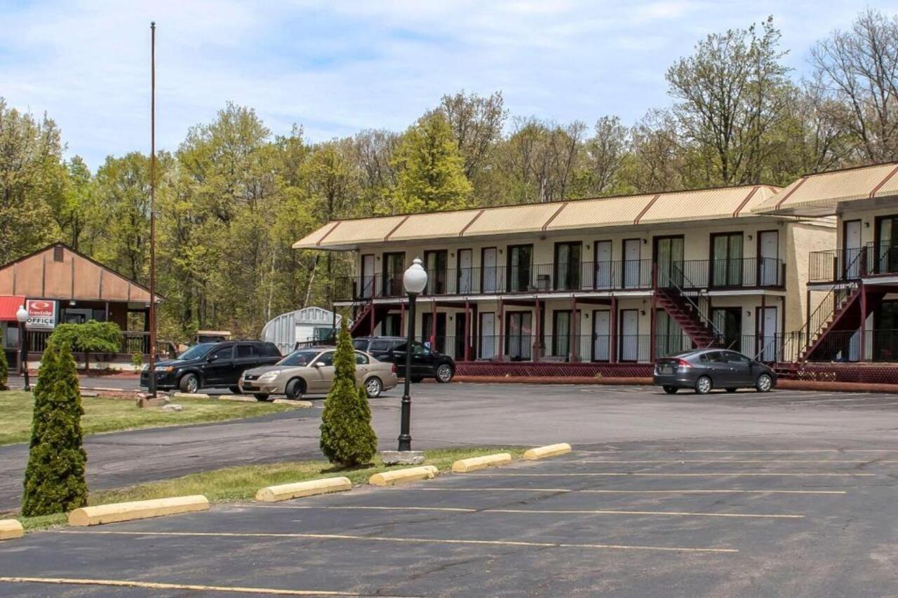 Econo Lodge Inn & Suites Lake Harmony - Pocono Mountains Area White Haven Eksteriør billede