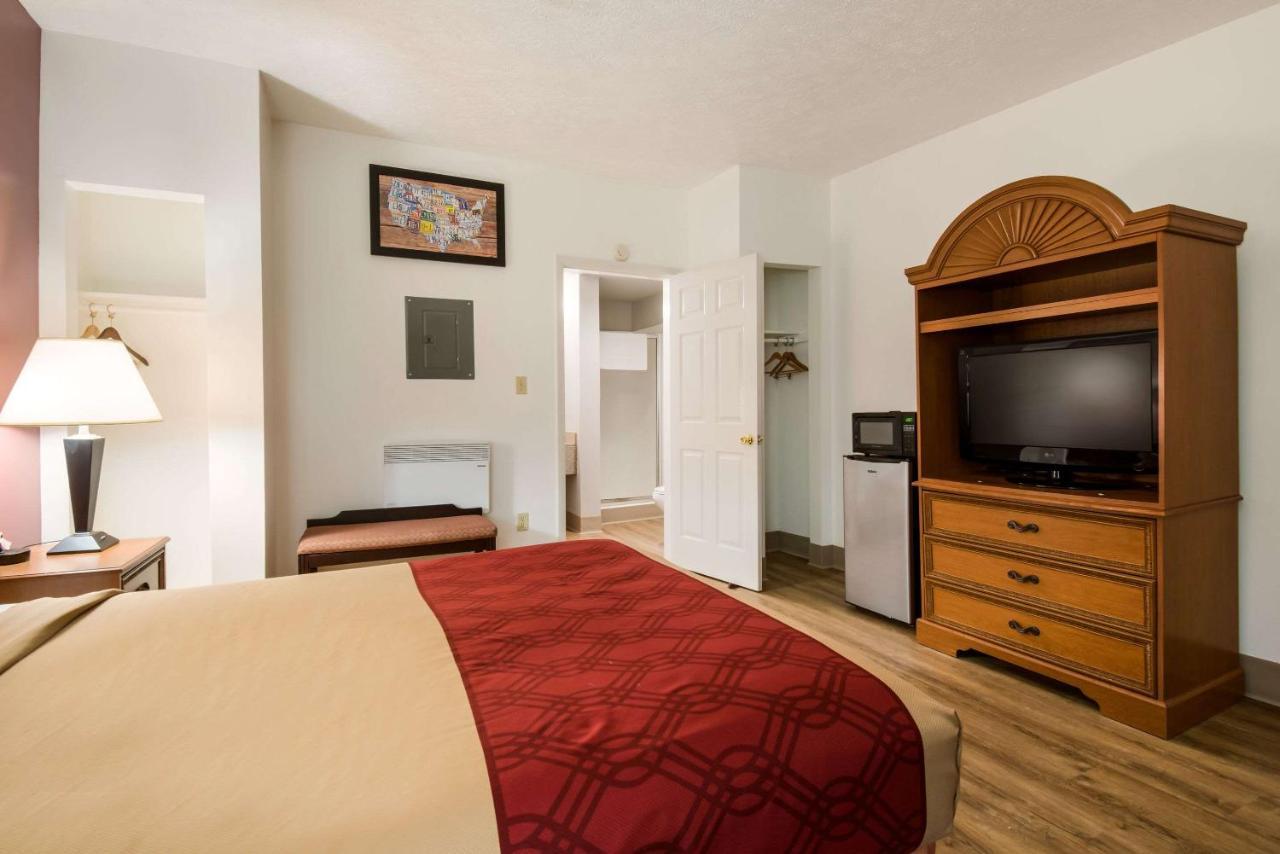 Econo Lodge Inn & Suites Lake Harmony - Pocono Mountains Area White Haven Eksteriør billede
